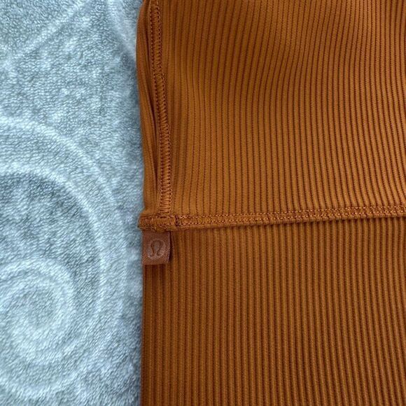 Womens Lululemon Power Pivot Ribbed Tank Top - Picture 4 of 5